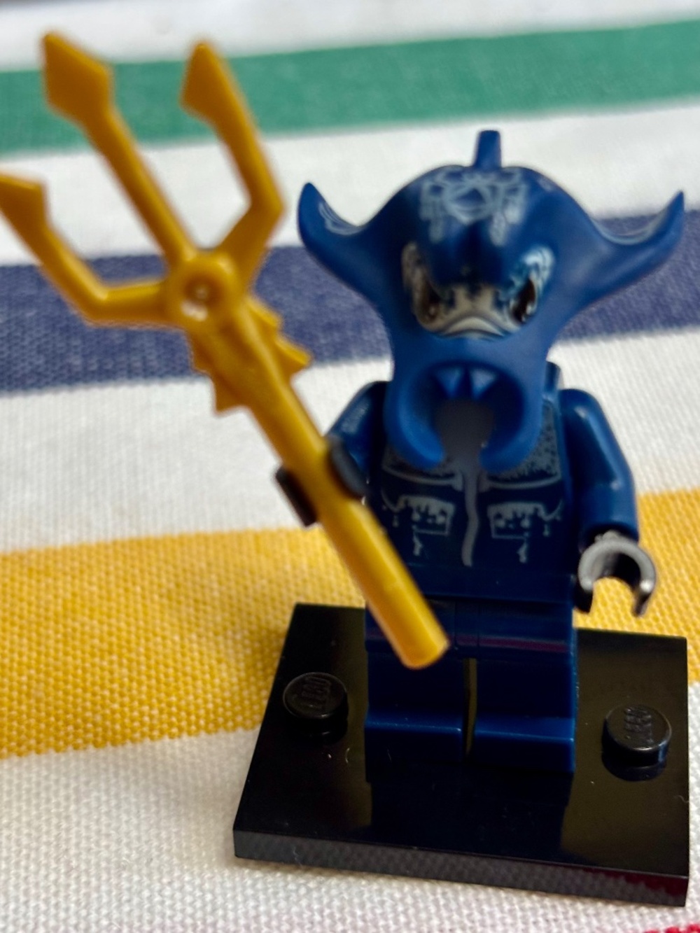 LEGO ATLANTIS "Manta Warrior" atl003 With stand & trident. Like NEW!